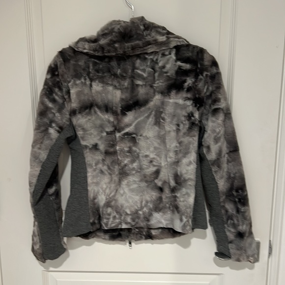 Cabi faux fur bomber jacket - Picture 4 of 5